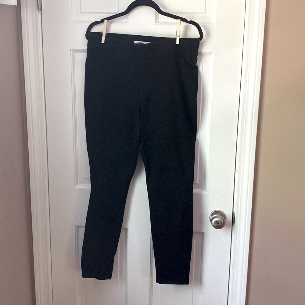 Old navy pull-on jeans
